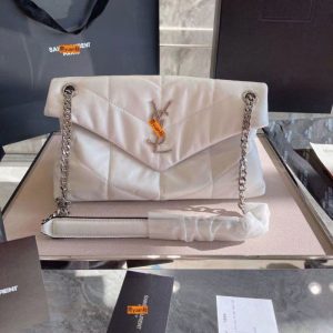 YSL Replica Bags/Hand Bags Texture: Sheepskin Type: Diamond Chain Bag Type: Diamond Chain Bag Popular Elements: Chain Style: Fashion Closed: Package Cover Type