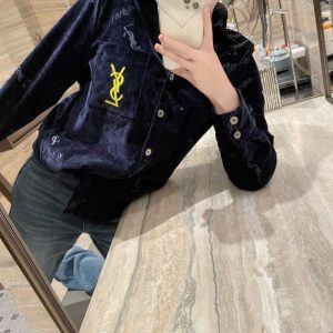 YSL Replica Clothing Fabric Material: Cotton/Cotton Ingredient Content: 71% (Inclusive)¡ª80% (Inclusive) Ingredient Content: 71% (Inclusive)¡ª80% (Inclusive) Length/Sleeve Length: Regular/Long Sleeve Whether To Add Cashmere: Without Velvet Sleeve Type: Conventional