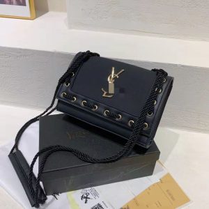 YSL Replica Bags/Hand Bags Texture: PU Type: 22*12*6.5cm Type: 22*12*6.5cm Popular Elements: Belt Decoration Style: Fashion Closed: Package Cover Type Suitable Age: Young And Middle-Aged (26-40 Years Old)