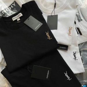 YSL Replica Clothing Fabric Material: Cotton/Cotton Ingredient Content: 96% (Inclusive) - 100% (Exclusive) Ingredient Content: 96% (Inclusive) - 100% (Exclusive) Collar: Round Neck Version: Conventional Sleeve Length: Short Sleeve Clothing Style Details: Printing