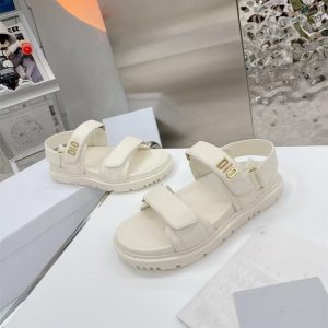 Dior Replica Shoes/Sneakers/Sleepers Style: Leisure Toe: Round Toe Toe: Round Toe Pattern: Solid Color Lining Material: Sheepskin Upper Height: Low Top Brands: Dior