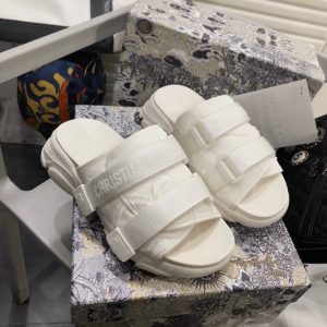Dior Replica Shoes/Sneakers/Sleepers Toe: Round Toe Style: Leisure Style: Leisure Sole Material: Sponge Cake Base Lining Material: Cloth Brands: Dior