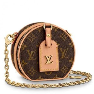 Knockoff Louis Vuitton fake LV Boite Chapeau Necklace Monogram Canvas M68570 BLV360. The Petite Boite Chapeau necklace does double duty as a stylish jewel and a mini-pouch For tiny treasures. Made from Monogram canvas with a removable chain