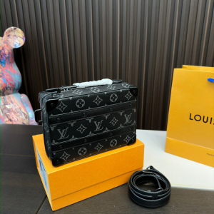 Replica Louis Vuitton Box Bag Speed Truck's Box Bag