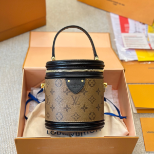 Replica Louis Vuitton Canne Bag