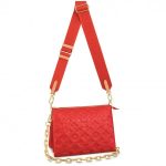 Knockoff Louis Vuitton falso LV Coussin PM Bolsa Monograma de piel de cordero M57792 BLV722. Una de las estrellas del desfile primavera-verano 2021.