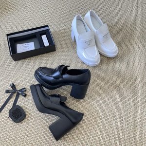 Prada exclusive small leather shoes