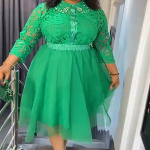 This Africa Plus Size Women Lace Turndown Collar Dress Three-Piece Made Of Soft And Elastic Fabric. Global Lover Wholesale Plus Size Dresses And Hope Curvy Ladies Find Here a Warm And Exciting Place To Shop Affordable Curvy Dresses Online - Plus Size Casual