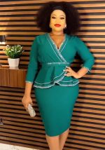 This African Ladies Plus Size Chic Beaded Professional Dress Two-Piece Set Design And Made Of Comfortable And Elastic Fabric. Wholesale Plus Size Two Piece Sets Is a Must-Have Item For Curvy Ladies. Two Piece Sets Can Either Be Worn Together Or Individually