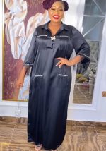 This African Ladies Shiny Silky Satin Loose Comfort Plus Size Dress With Butterfly Brooch Made Of Soft And Elastic Fabric. Global Lover Wholesale Plus Size Dresses And Hope Curvy Ladies Find Here a Warm And Exciting Place To Shop Affordable Curvy Dresses Online - Plus Size Casual