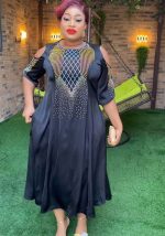 This African Women Plus Size Off Shoulder Half Sleeve Beaded Dress Made Of Soft And Elastic Fabric. Global Lover Wholesale Plus Size Dresses And Hope Curvy Ladies Find Here a Warm And Exciting Place To Shop Affordable Curvy Dresses Online - Plus Size Casual