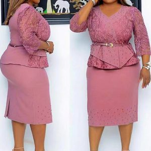 This African Women Lace Beaded Dress Made Of Soft And Elastic Fabric. Global Lover Wholesale Plus Size Dresses And Hope Curvy Ladies Find Here a Warm And Exciting Place To Shop Affordable Curvy Dresses Online - Plus Size Casual