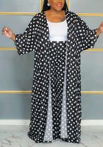 This Autumn And Winter Casual Fashion Printed Cardigan Pants Plus Size Two Piece Set Design And Made Of Comfortable And Elastic Fabric. Wholesale Plus Size Two Piece Sets Is a Must-Have Item For Curvy Ladies. Two Piece Sets Can Either Be Worn Together Or Individually