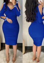 This Autumn And Winter Women's Beaded Solid Color Long-Sleeved Dress Design Made Of High Quality Polyster And Spandex Material. It Come With Good Stretch And Wearing Comfortable. Women¡¯s Midi Dresses Is Omnipotent And Suit For All Kinds Of Occasions - Daily Wear