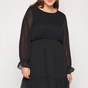 This Autumn Plus Size Women's Long Sleeve Chiffon Dress Made Of Soft And Elastic Fabric. Global Lover Wholesale Plus Size Dresses And Hope Curvy Ladies Find Here a Warm And Exciting Place To Shop Affordable Curvy Dresses Online - Plus Size Casual