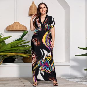 This Bohemian Print v-Neck Plus Size Holidays Beach Dress Casual Long Dress Made Of Soft And Elastic Fabric. Global Lover Wholesale Plus Size Dresses And Hope Curvy Ladies Find Here a Warm And Exciting Place To Shop Affordable Curvy Dresses Online - Plus Size Casual