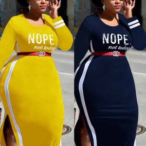 This Boutique Fall Winter Plus Size Round Neck Long Sleeve Striped Color Block Long Dress Made Of Soft And Elastic Fabric. Global Lover Wholesale Plus Size Dresses And Hope Curvy Ladies Find Here a Warm And Exciting Place To Shop Affordable Curvy Dresses Online - Plus Size Casual