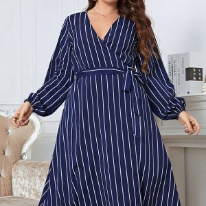 This Career Stripe Loose v-Neck Plus Size Belted Women's Dress Made Of Soft And Elastic Fabric. Global Lover Wholesale Plus Size Dresses And Hope Curvy Ladies Find Here a Warm And Exciting Place To Shop Affordable Curvy Dresses Online - Plus Size Casual