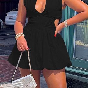 This Casual Fashion Solid Color Slim Waist Cutout Puffy v-Neck Dress Design Made Of High Quality Polyster And Spandex Material. It Is Stretchy