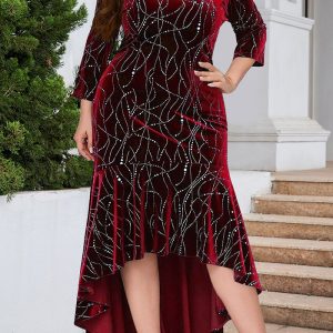 This Elegant Velvet Irregular Hem Three Quarter Long Sleeve Plus Size Party Dress Made Of Soft And Elastic Fabric. Global Lover Wholesale Plus Size Dresses And Hope Curvy Ladies Find Here a Warm And Exciting Place To Shop Affordable Curvy Dresses Online - Plus Size Casual