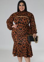 This Fall Long Sleeve Printed Slim Stand Collar Long Sleeve Cape Top Strapless Ruffle Dress Wo Piece Set Made Of Soft And Elastic Fabric. Global Lover Wholesale Plus Size Dresses And Hope Curvy Ladies Find Here a Warm And Exciting Place To Shop Affordable Curvy Dresses Online - Plus Size Casual