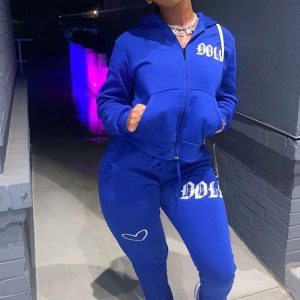 This Fall/Winter Letter Print Solid Hooded Hoodies Plus Size Two Piece Tracksuit Design And Made Of Comfortable And Elastic Fabric. Wholesale Plus Size Two Piece Sets Is a Must-Have Item For Curvy Ladies. Two Piece Sets Can Either Be Worn Together Or Individually