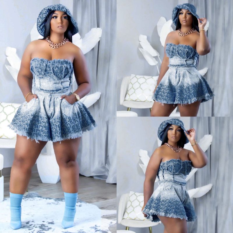 This Fashion Chic Career Denim Plus Size Women's Two-Piece Set With Pockets Design And Made Of Comfortable And Elastic Fabric. Wholesale Plus Size Two Piece Sets Is a Must-Have Item For Curvy Ladies. Two Piece Sets Can Either Be Worn Together Or Individually