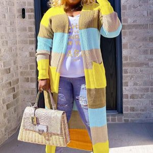 This Fashion Long Sleeve Contrast Sweater Cardigan Made Of Comfortable And Soft Fabric. It Is a Must-Have Item For Curvy Ladies In Autumn And Winter. Global Lover Offer All Kinds Of Women¡¯s Plus Size Coat And Hope Curvy Ladies Find Here a Warm And Exciting Place To Shop - Wholesale Plus Size Jackets