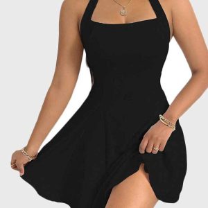 Esta moda y sexy ropa de mujer de primavera y verano cuello halter a-Line Vestido de diseño hecho de poliéster de alta calidad y material de spandex. Es elástico