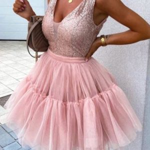 This Feminine v-Neck Sequin Mesh Patchwork Sleeveless Dress Design Made Of High Quality Polyster And Spandex Material