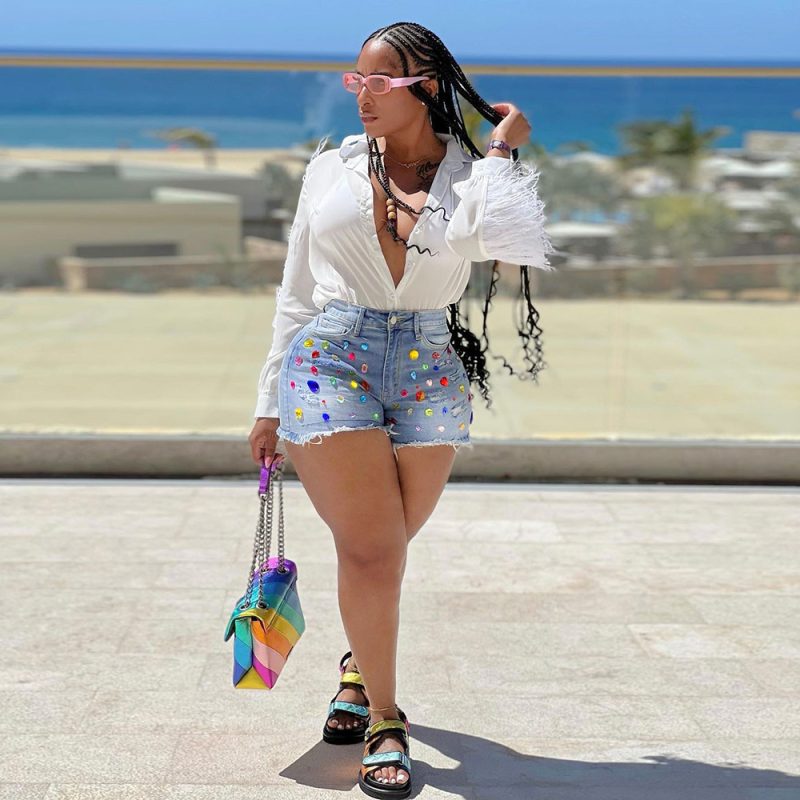 This Fringed Denim Shorts Color Diamond Plus Size Fat Denim Pants Casual Straight Pants Design Made Of Durable And Stretchy Material. It Is a Must-Have Item For Your Closet. Global Lover Offer a Rich Selection Of Wholesale Plus Size Bottoms. You Will Find Wide Range Fabric