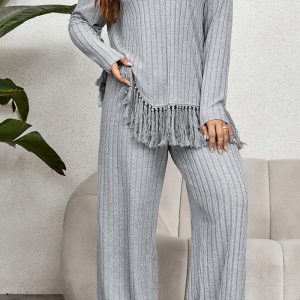 This Irregular Fringed Long-Sleeved Top And Loose Wide-Leg Pants Suit Design And Made Of Comfortable And Elastic Fabric. Wholesale Plus Size Two Piece Sets Is a Must-Have Item For Curvy Ladies. Two Piece Sets Can Either Be Worn Together Or Individually