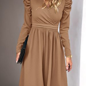 This Ladies Elegant v-Neck Long Sleeve Dress Design Made Of High Quality Polyster And Spandex Material. It Is Stretchy