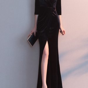 This Long-Sleeved Evening Dress Women Autumn Fashion Sexy Velvet Slim Fit Fishtail Formal Party Long Dress Prom Dress Design Made Of Good Quality Polyster And Spandex Material