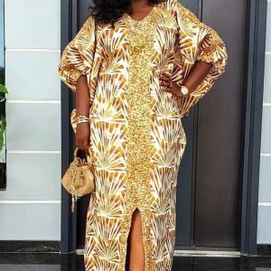 This Muslim Patchwork Printed Robe African Loose Printed Sequined v-Neck Dress Made Of Soft And Elastic Fabric. Global Lover Wholesale Plus Size Dresses And Hope Curvy Ladies Find Here a Warm And Exciting Place To Shop Affordable Curvy Dresses Online - Plus Size Casual