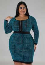 This Plus Plus Size Women's Stretch Geometric Slim Fit Tunic Dress Made Of Soft And Elastic Fabric. Global Lover Wholesale Plus Size Dresses And Hope Curvy Ladies Find Here a Warm And Exciting Place To Shop Affordable Curvy Dresses Online - Plus Size Casual