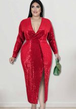 This Plus Size Autumn Women's Velvet Bottom Embroidered Sequin Dress Made Of Soft And Elastic Fabric. Global Lover Wholesale Plus Size Dresses And Hope Curvy Ladies Find Here a Warm And Exciting Place To Shop Affordable Curvy Dresses Online - Plus Size Casual