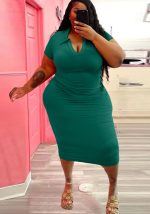 This Plus Size Chic Casual Solid Color Short Sleeve Midi Dress Made Of Soft And Elastic Fabric. Global Lover Wholesale Plus Size Dresses And Hope Curvy Ladies Find Here a Warm And Exciting Place To Shop Affordable Curvy Dresses Online - Plus Size Casual