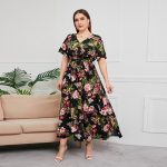 This Plus Size High Waist Trendy v-Neck Floral Print Sexy Maix Dress Made Of Soft And Elastic Fabric. Global Lover Wholesale Plus Size Dresses And Hope Curvy Ladies Find Here a Warm And Exciting Place To Shop Affordable Curvy Dresses Online - Plus Size Casual