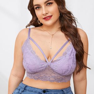 Questo reggiseno slip in pizzo Plus Size fatto di materiale durevole ed elastico. Lingerie donna Plus Size all'ingrosso a Global Lover prestare maggiore attenzione alla novità e l'unicità di stili. Offriamo enormi selezioni di lingerie sexy plus size Xl