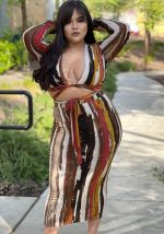 This Plus Size Sexy Variety Tied Printed Long Sleeve Maxi Skirt Two Piece Set Design And Made Of Comfortable And Elastic Fabric. Wholesale Plus Size Two Piece Sets Is a Must-Have Item For Curvy Ladies. Two Piece Sets Can Either Be Worn Together Or Individually