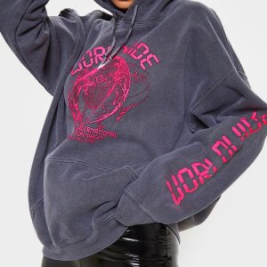 Ce sweat à capuche sexy à manches longues et imprimé décontracté pour femmes de taille supérieure est fabriqué en polyester et en élasthanne.