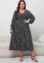 This Plus Size Women Autumn v-Neck Printed Dress Made Of Soft And Elastic Fabric. Global Lover Wholesale Plus Size Dresses And Hope Curvy Ladies Find Here a Warm And Exciting Place To Shop Affordable Curvy Dresses Online - Plus Size Casual