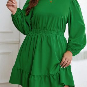 This Plus Size Women Autumn And Winter Ruffle Round Neck Long Sleeve Dress Made Of Soft And Elastic Fabric. Global Lover Wholesale Plus Size Dresses And Hope Curvy Ladies Find Here a Warm And Exciting Place To Shop Affordable Curvy Dresses Online - Plus Size Casual