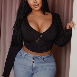 This Plus Size Women Black Basic Stretch Long Sleeve t-Shirt Made Of Comfortable And Elastic Fabric. It Is Wholesale Sexy Plus Size Tops For Women. With The Gradual Rise Of Feminist Awareness