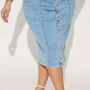 This Plus Size Women Bodycon Stretch Denim Skirt Design Made Of Durable And Stretchy Material. It Is a Must-Have Item For Your Closet. Global Lover Offer a Rich Selection Of Wholesale Plus Size Bottoms. You Will Find Wide Range Fabric