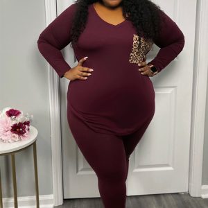 This Plus Size Women Casual Leopard Print Pocket Top And Pant Two-Piece Set Design And Made Of Comfortable And Elastic Fabric. Wholesale Plus Size Two Piece Sets Is a Must-Have Item For Curvy Ladies. Two Piece Sets Can Either Be Worn Together Or Individually