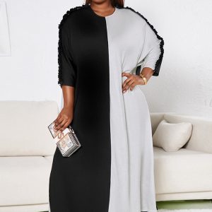 This Plus Size Women Contrast Color Pleated Dolman Sleeve Loose Dress Made Of Soft And Elastic Fabric. Global Lover Wholesale Plus Size Dresses And Hope Curvy Ladies Find Here a Warm And Exciting Place To Shop Affordable Curvy Dresses Online - Plus Size Casual