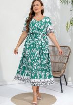 This Plus Size Women Elegant v-Neck Dress Made Of Soft And Elastic Fabric. Global Lover Wholesale Plus Size Dresses And Hope Curvy Ladies Find Here a Warm And Exciting Place To Shop Affordable Curvy Dresses Online - Plus Size Casual