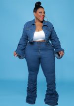 This Plus Size Women Fall/Winter Pleated Long Sleeve Top And Stacked Denim Pant Two-Piece Set Design And Made Of Comfortable And Elastic Fabric. Wholesale Plus Size Two Piece Sets Is a Must-Have Item For Curvy Ladies. Two Piece Sets Can Either Be Worn Together Or Individually